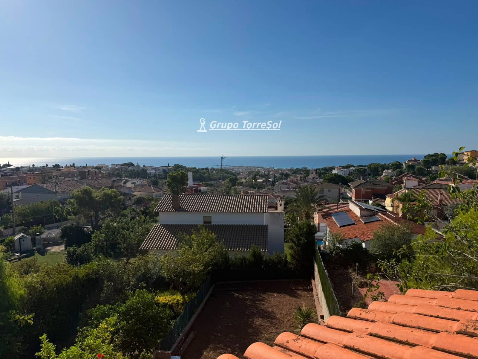 4 bedroom Villa for sale in Segur de Calafell with garage - € 290,000 (Ref: 10167077)