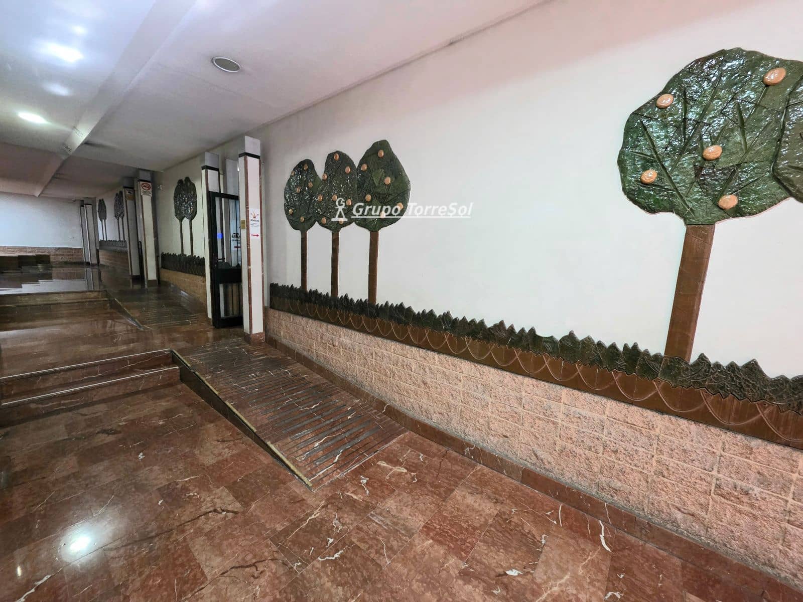 Kontor til salgs i Elche / Elx - € 120 000 (Ref: 10168946)