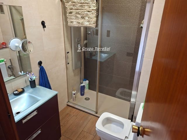 Piso de 3 habitaciones en Calafell en venta - 180.000 € (Ref: 10174730)