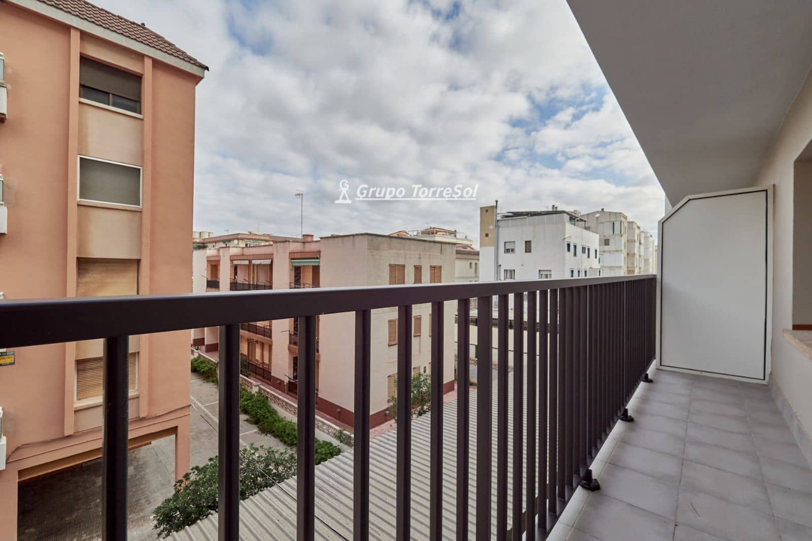 3 soveværelse Lejlighed til salg i Calafell med garage - € 425.000 (Ref: 10175731)