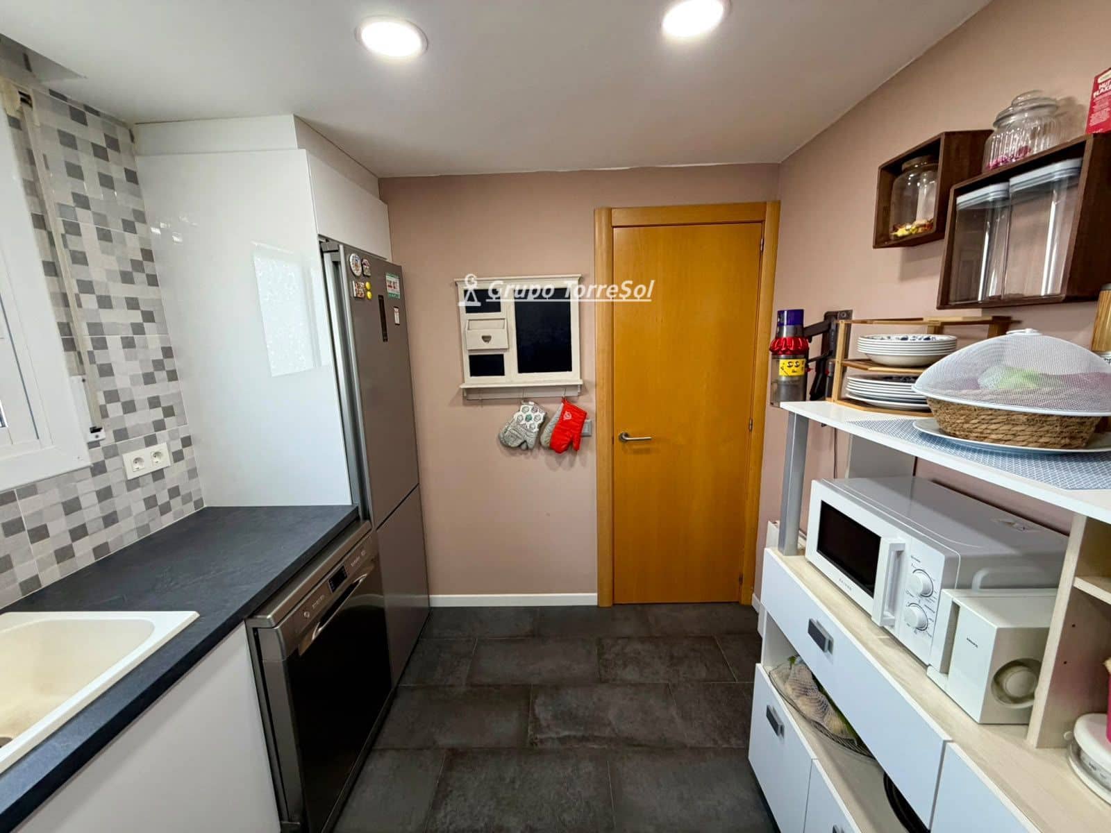 Chalet de 3 habitaciones en La Bisbal del Penedès en venta con piscina garaje - 269.000 € (Ref: 10176048)