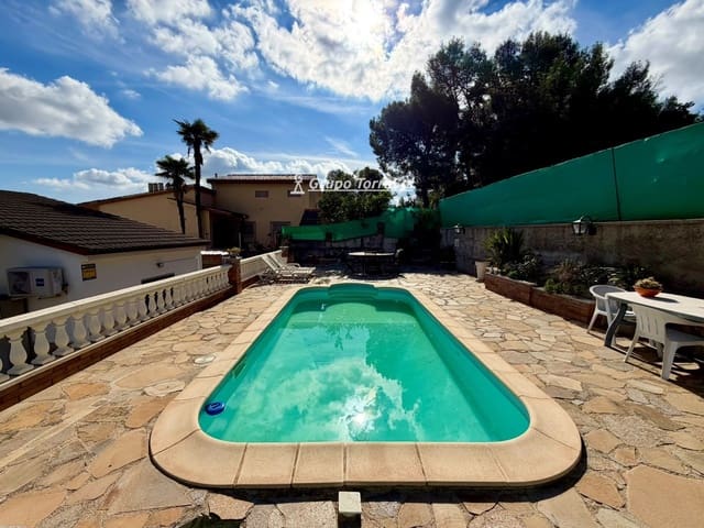 Chalet de 3 habitaciones en La Bisbal del Penedès en venta con piscina garaje - 269.000 € (Ref: 10176048)