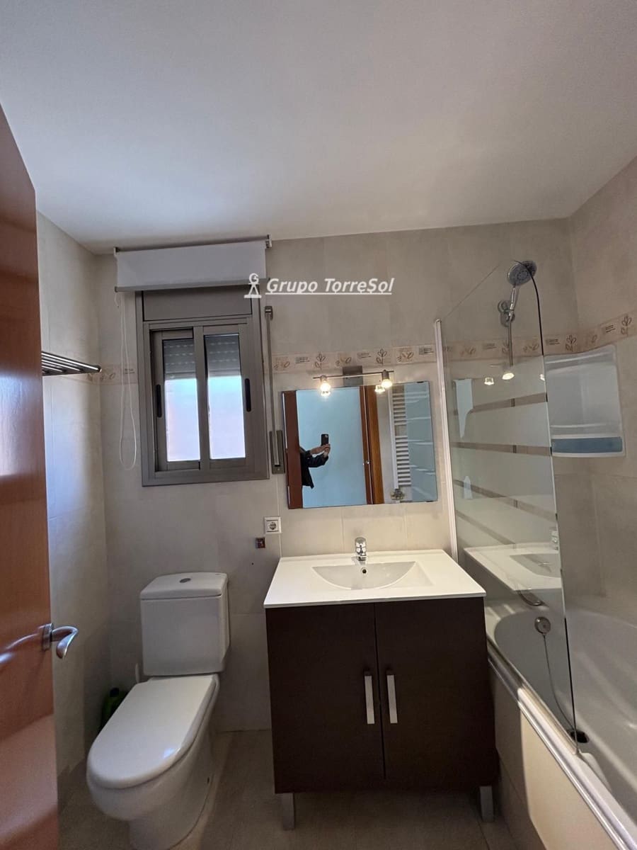 3 bedroom Townhouse for sale in El Vendrell with pool garage - € 325,000 (Ref: 10176193)