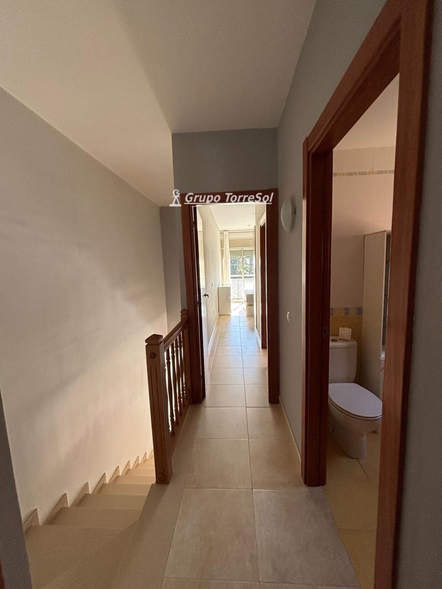 3 bedroom Townhouse for sale in El Vendrell with pool garage - € 325,000 (Ref: 10176193)