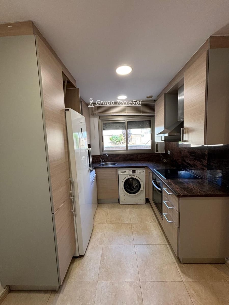 3 bedroom Townhouse for sale in El Vendrell with pool garage - € 325,000 (Ref: 10176193)