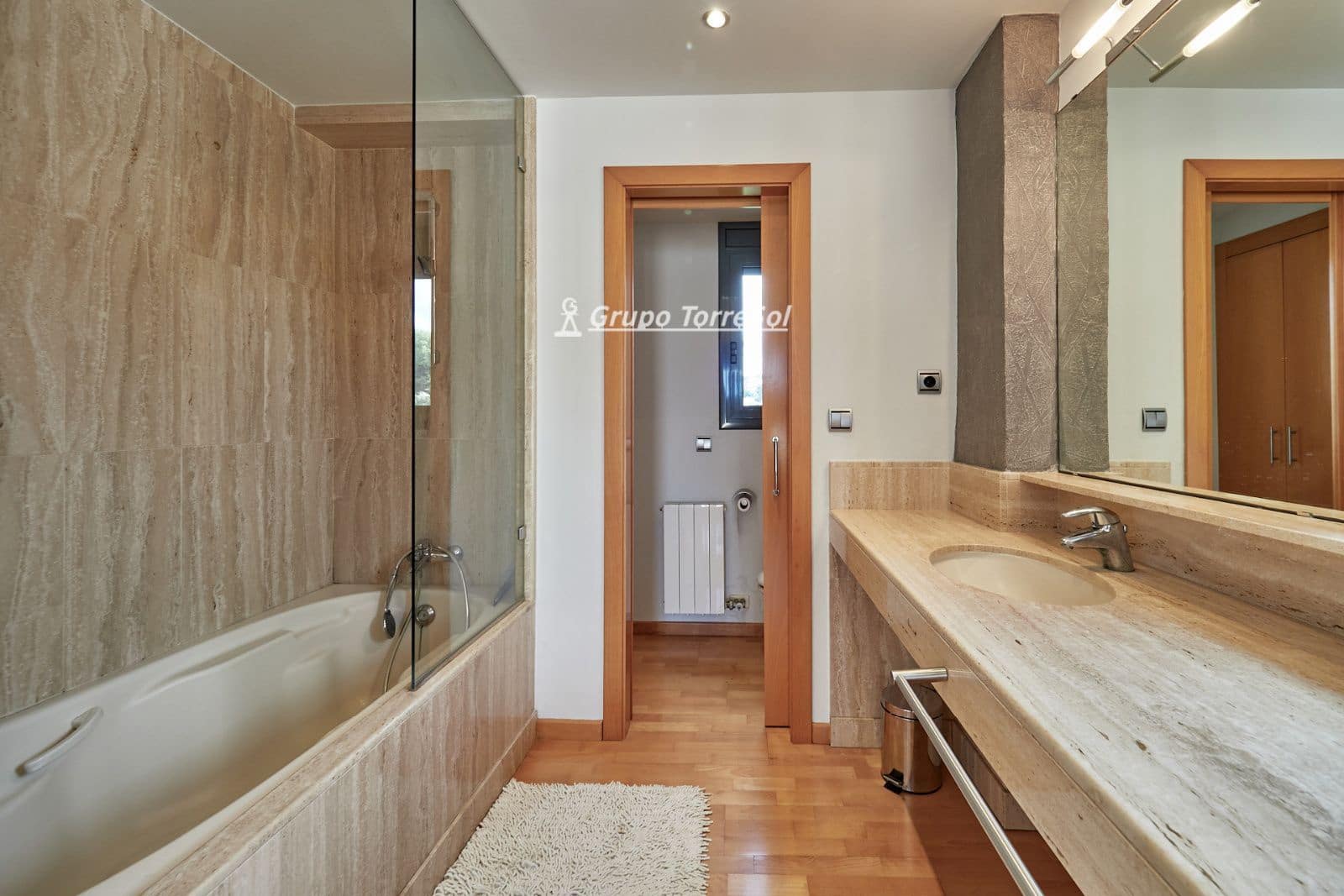 Chalet de 4 habitaciones en Cunit en venta con piscina garaje - 850.000 € (Ref: 10179376)