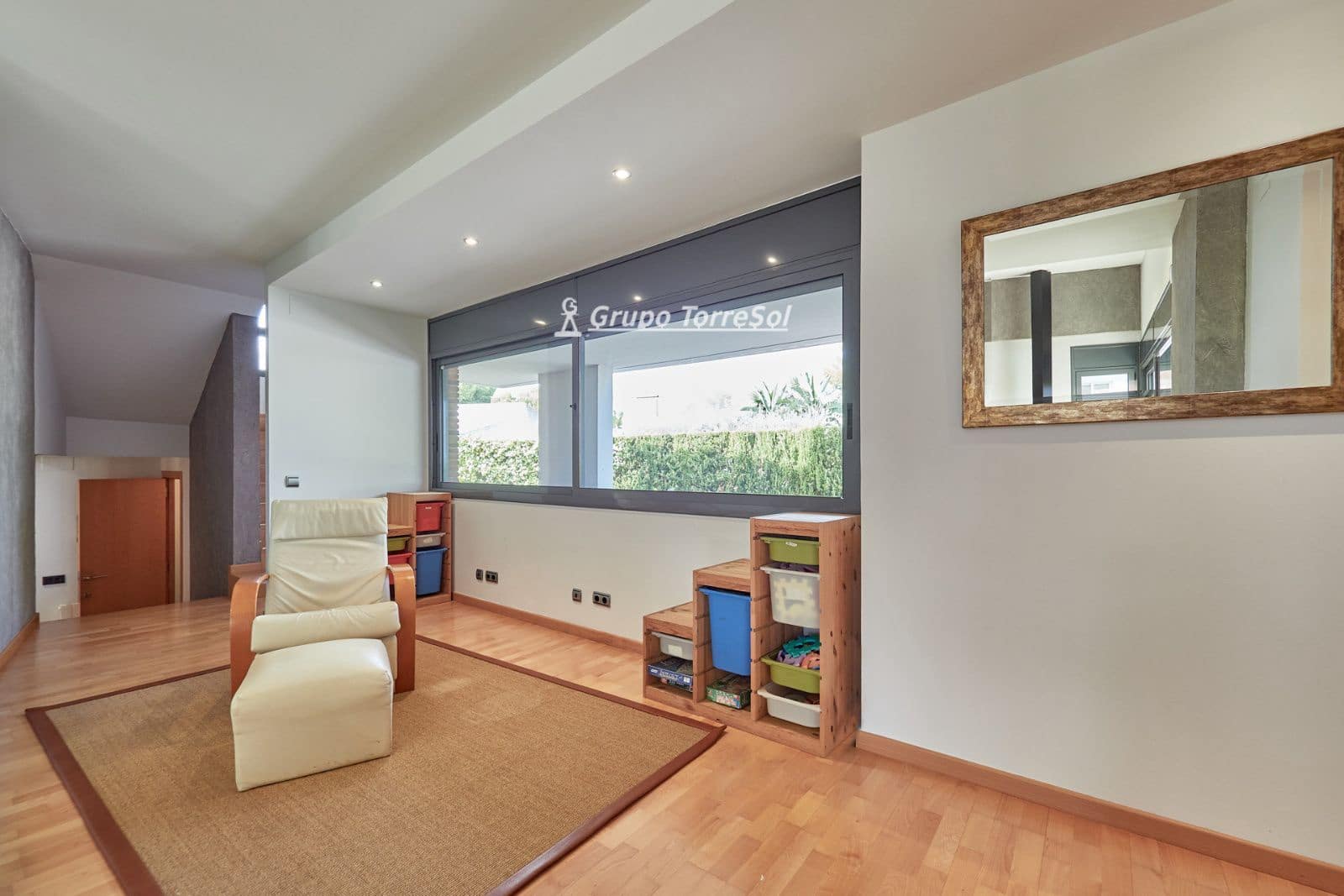 Chalet de 4 habitaciones en Cunit en venta con piscina garaje - 850.000 € (Ref: 10179376)