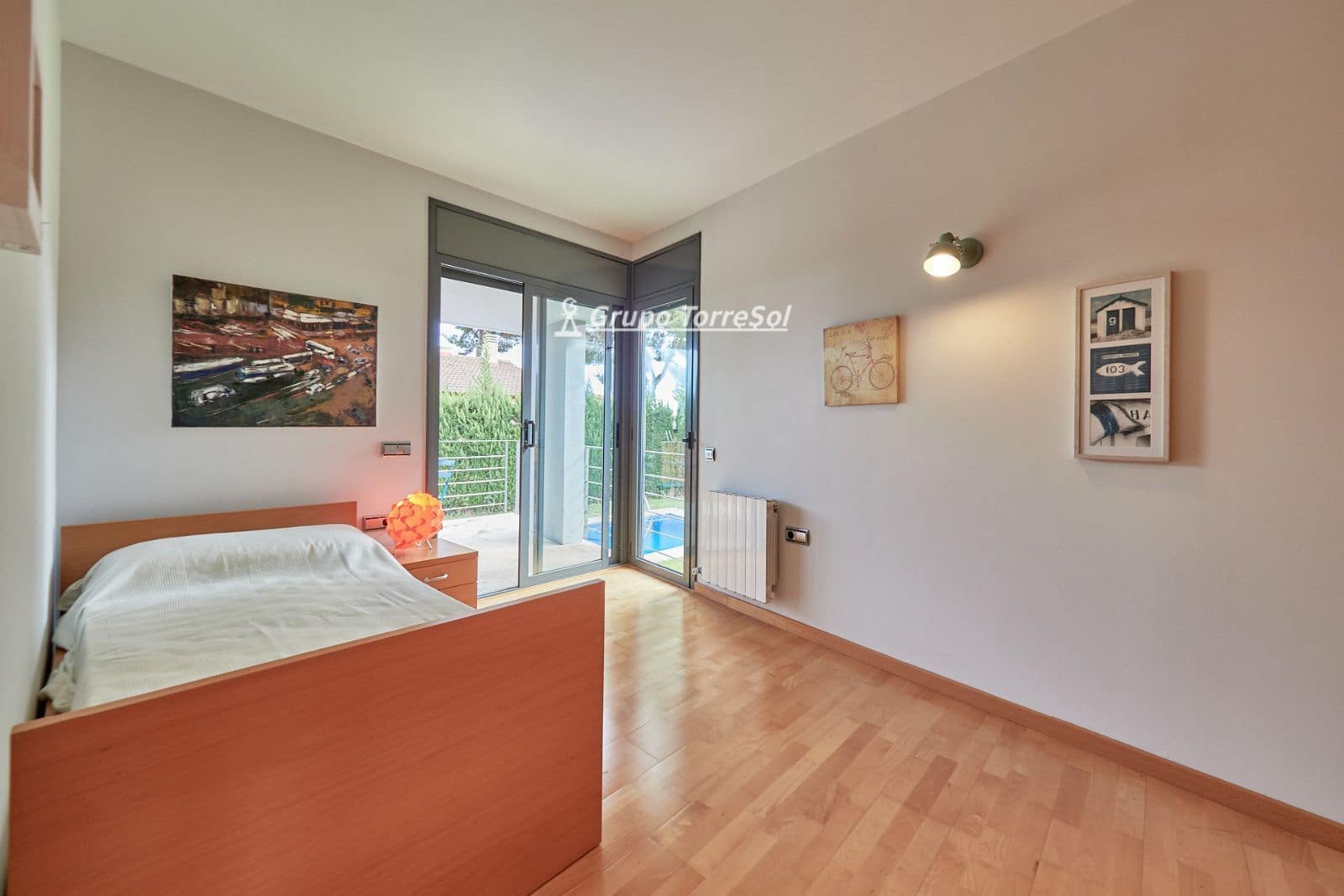 Chalet de 4 habitaciones en Cunit en venta con piscina garaje - 850.000 € (Ref: 10179376)
