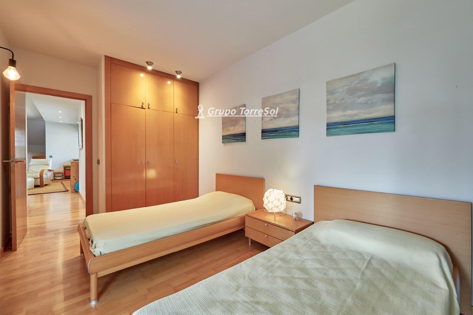 Chalet de 4 habitaciones en Cunit en venta con piscina garaje - 850.000 € (Ref: 10179376)