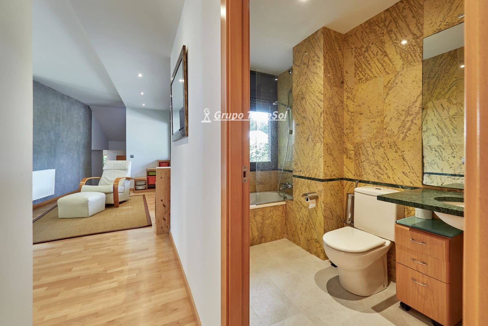 Chalet de 4 habitaciones en Cunit en venta con piscina garaje - 850.000 € (Ref: 10179376)