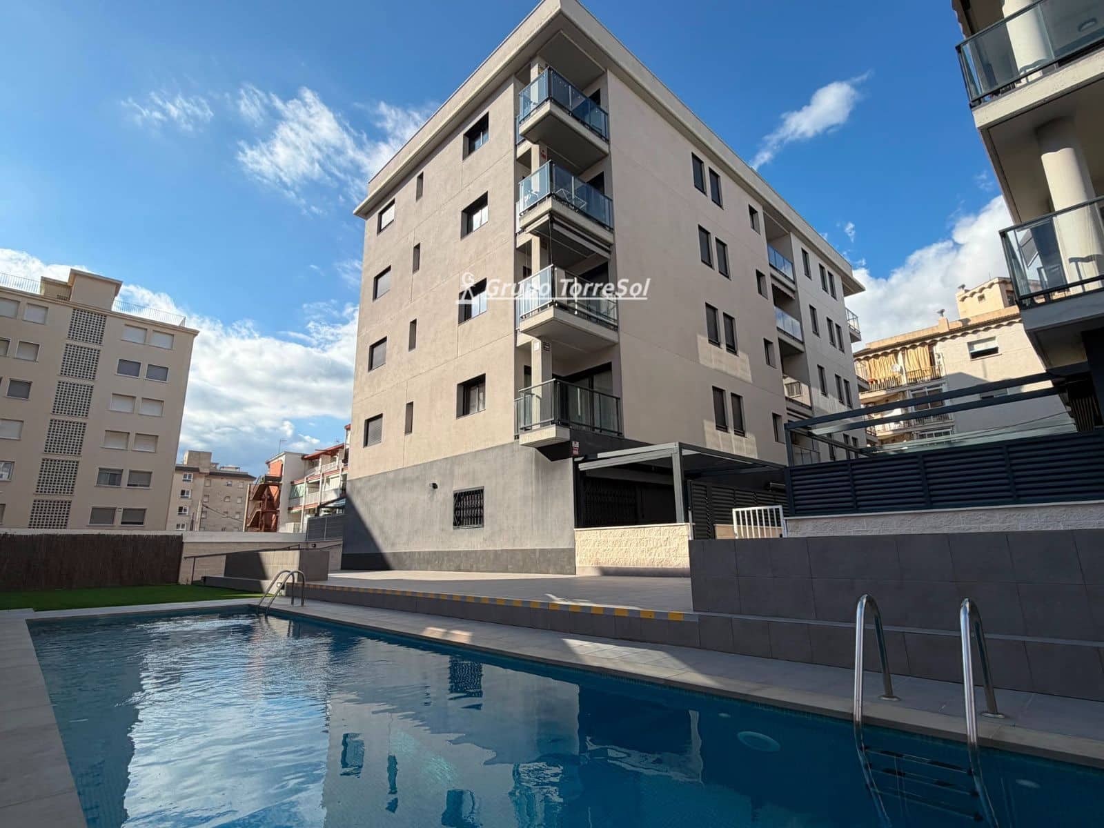 3 bedroom Flat for sale in Calafell with pool garage - € 275,000 (Ref: 10180618)