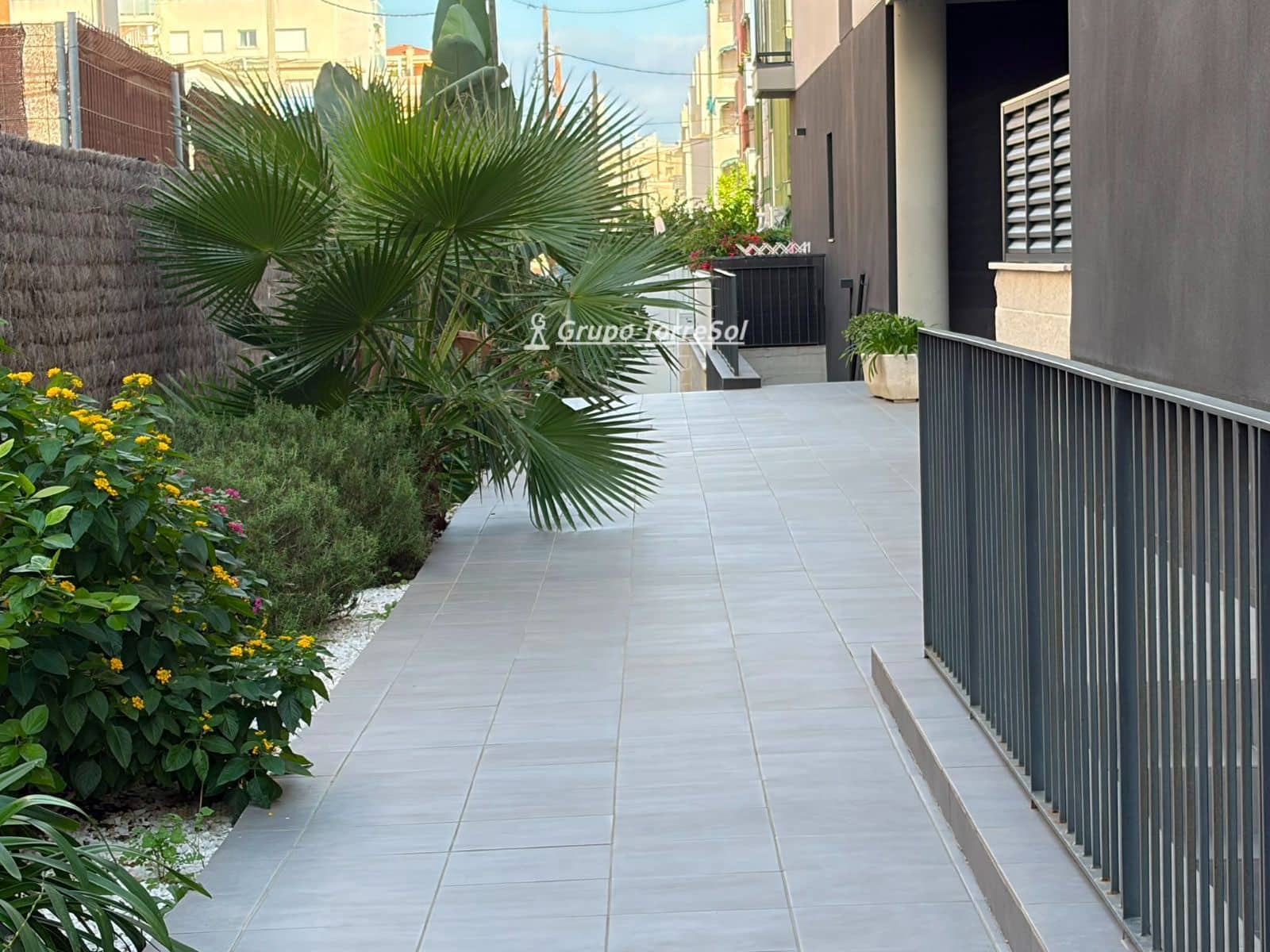 3 bedroom Flat for sale in Calafell with pool garage - € 275,000 (Ref: 10180618)