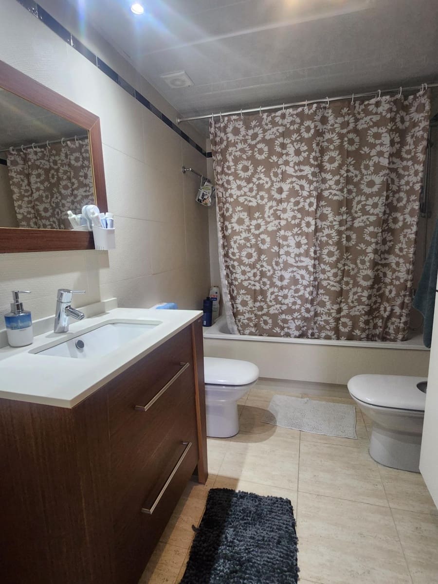 3 bedroom Penthouse for sale in Torredembarra with pool garage - € 279,900 (Ref: 9147772)