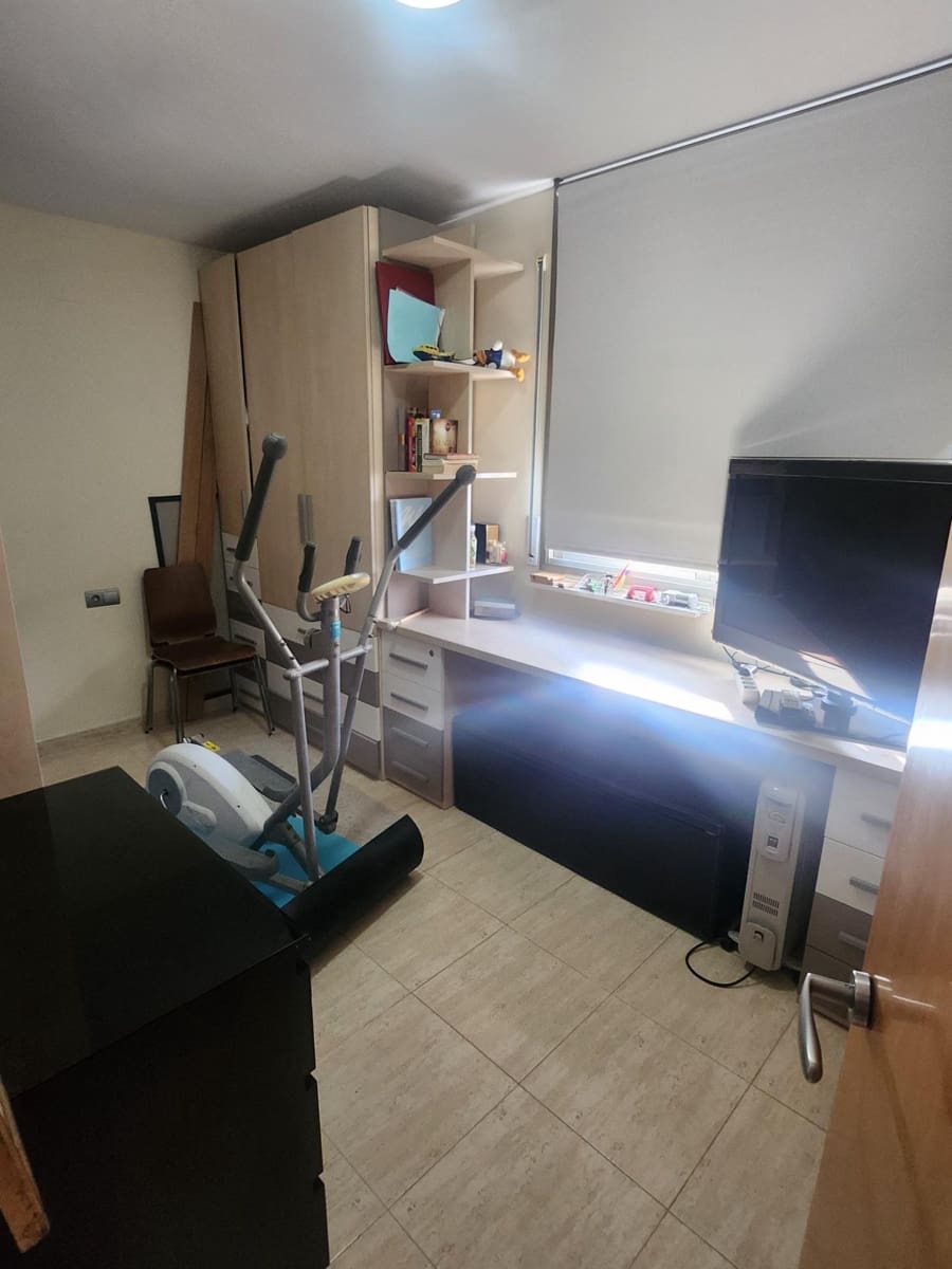 3 bedroom Penthouse for sale in Torredembarra with pool garage - € 279,900 (Ref: 9147772)