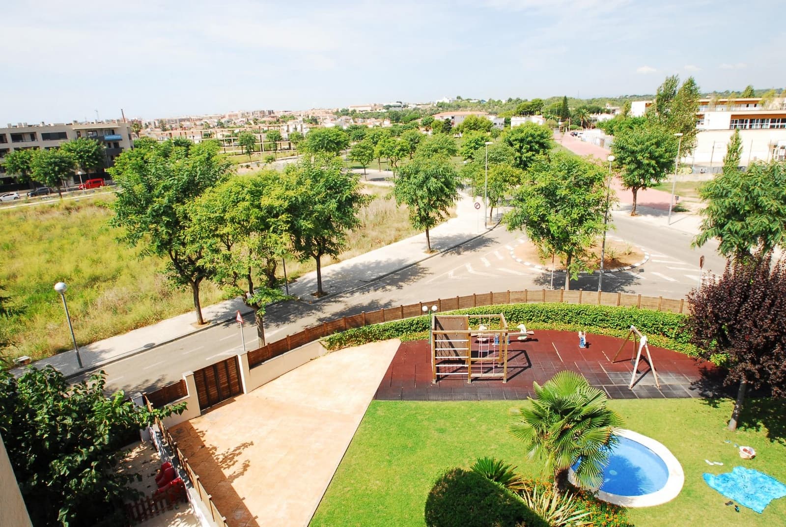 3 bedroom Penthouse for sale in Torredembarra with pool garage - € 279,900 (Ref: 9147772)