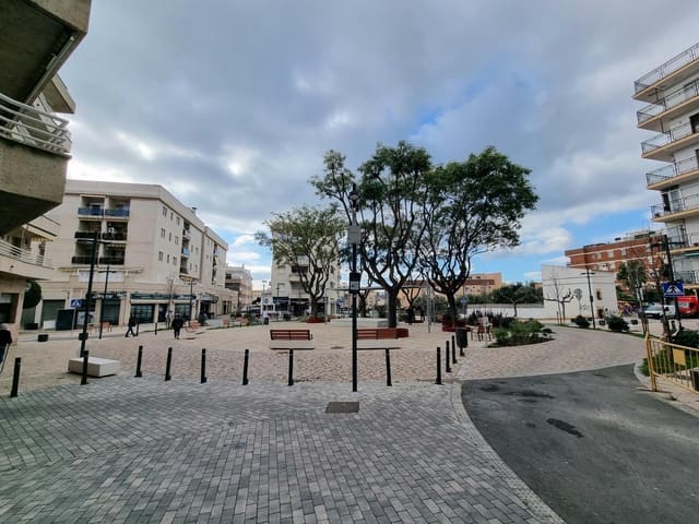 4 soverom Penthouse til salgs i Torredembarra - € 225 000 (Ref: 9147779)