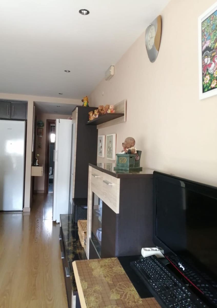 3 bedroom Apartment for sale in Segur de Calafell - € 189,000 (Ref: 9147783)