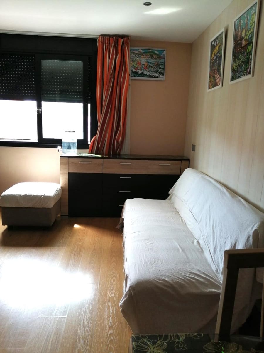 3 bedroom Apartment for sale in Segur de Calafell - € 189,000 (Ref: 9147783)