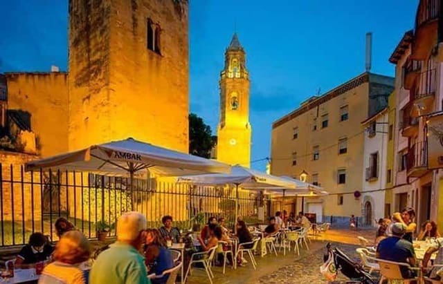 Comercial para arrendar em Torredembarra - 1 800 € (Ref: 9147784)