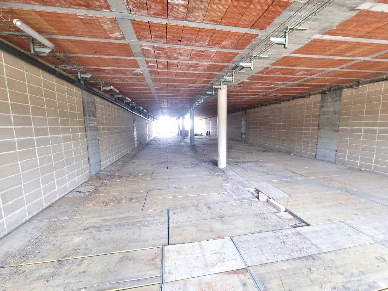 Business for sale in Roda de Bara - € 349,000 (Ref: 9147787)