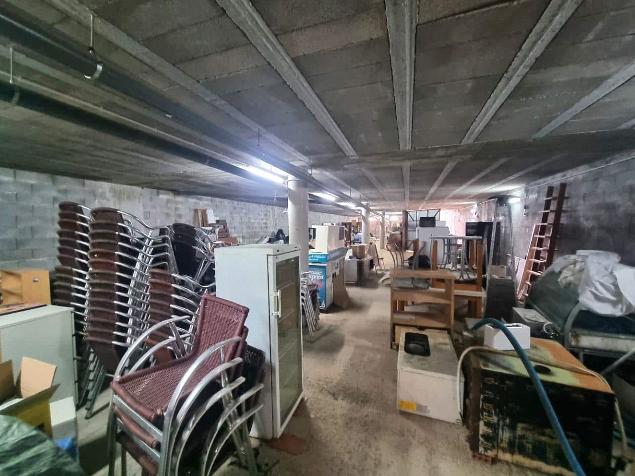 Business for sale in Roda de Bara - € 349,000 (Ref: 9147787)