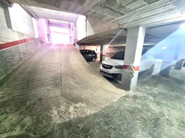 Garaż na sprzedaż w Torredembarra - 6 500 € (Ref: 9147794)