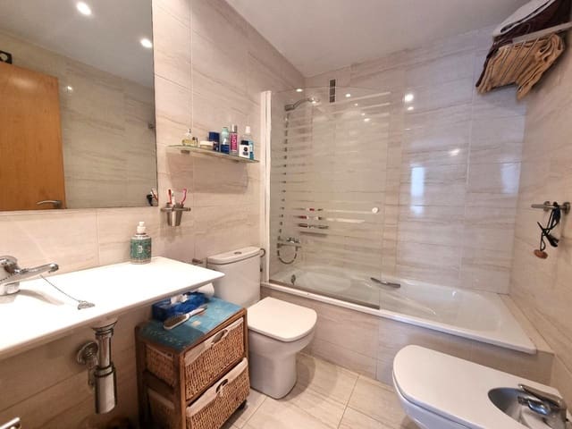 3 sypialnia Apartament na sprzedaż w Torredembarra z basenem - 265 000 € (Ref: 9147796)