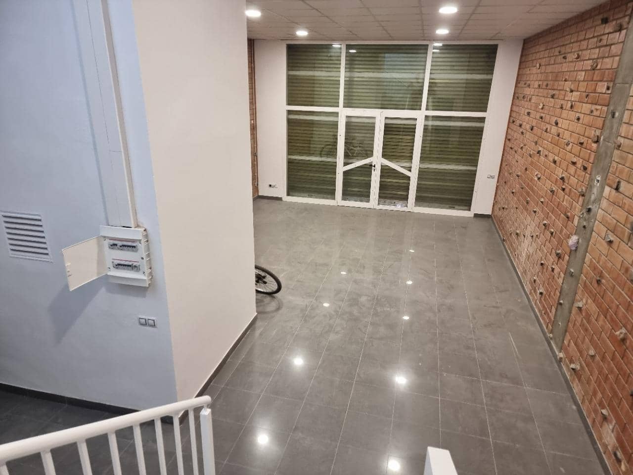 Kontor til leje i Torredembarra - € 1.000 (Ref: 9147802)