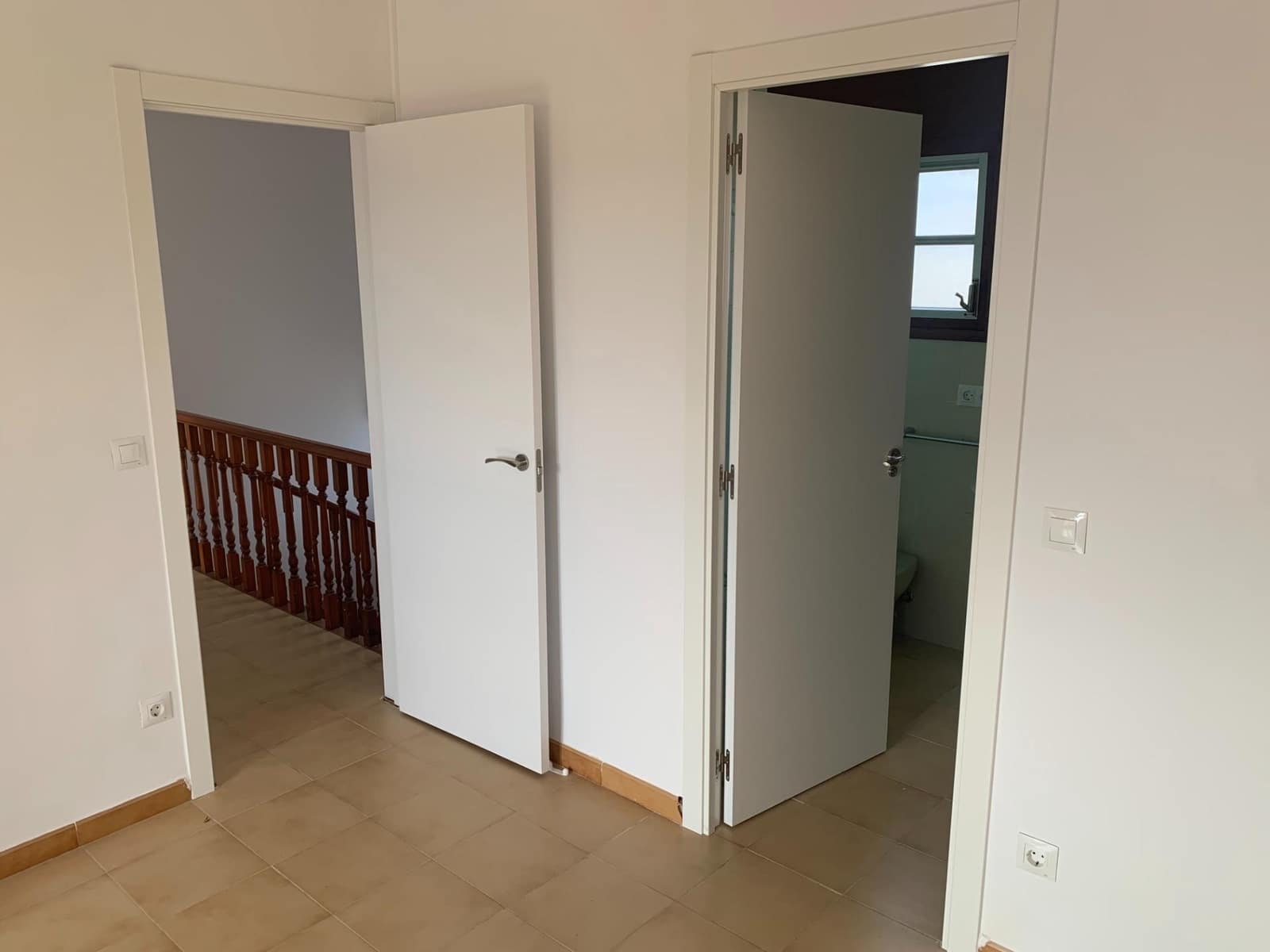 3 sypialnia Willa na sprzedaż w Torredembarra z garażem - 585 000 € (Ref: 9147803)