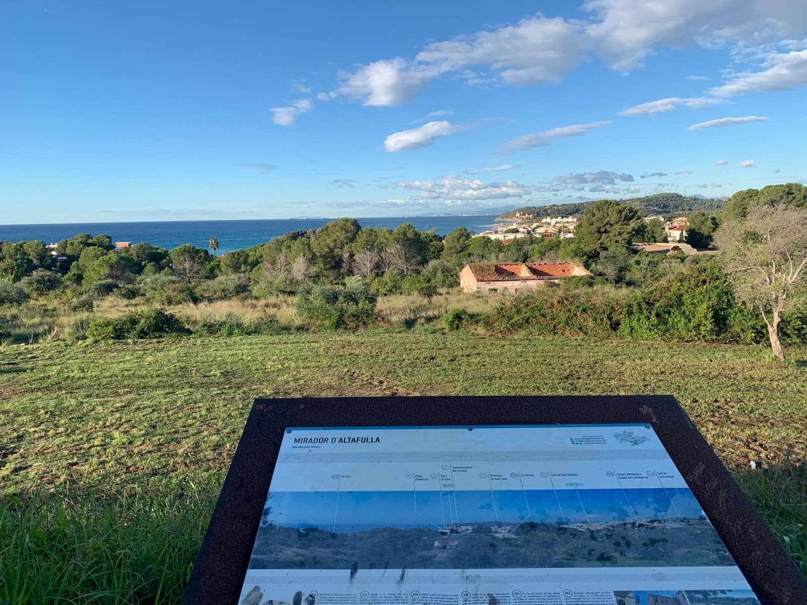 3 sypialnia Willa na sprzedaż w Torredembarra z garażem - 585 000 € (Ref: 9147803)