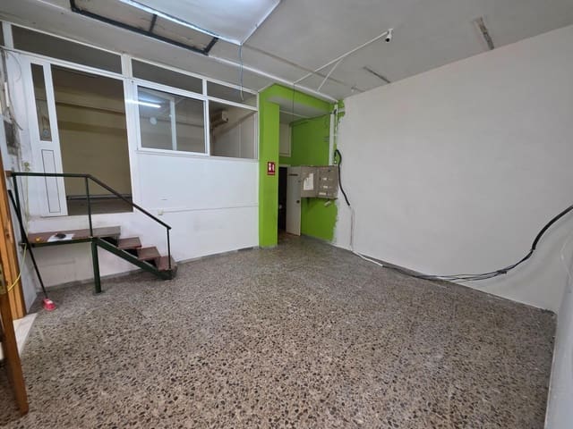 1 Zimmer Gewerbe zu vermieten in Torredembarra - 600 € (Ref: 9147804)