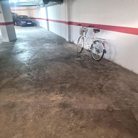 Garaż na sprzedaż w Torredembarra - 6 500 € (Ref: 9147805)