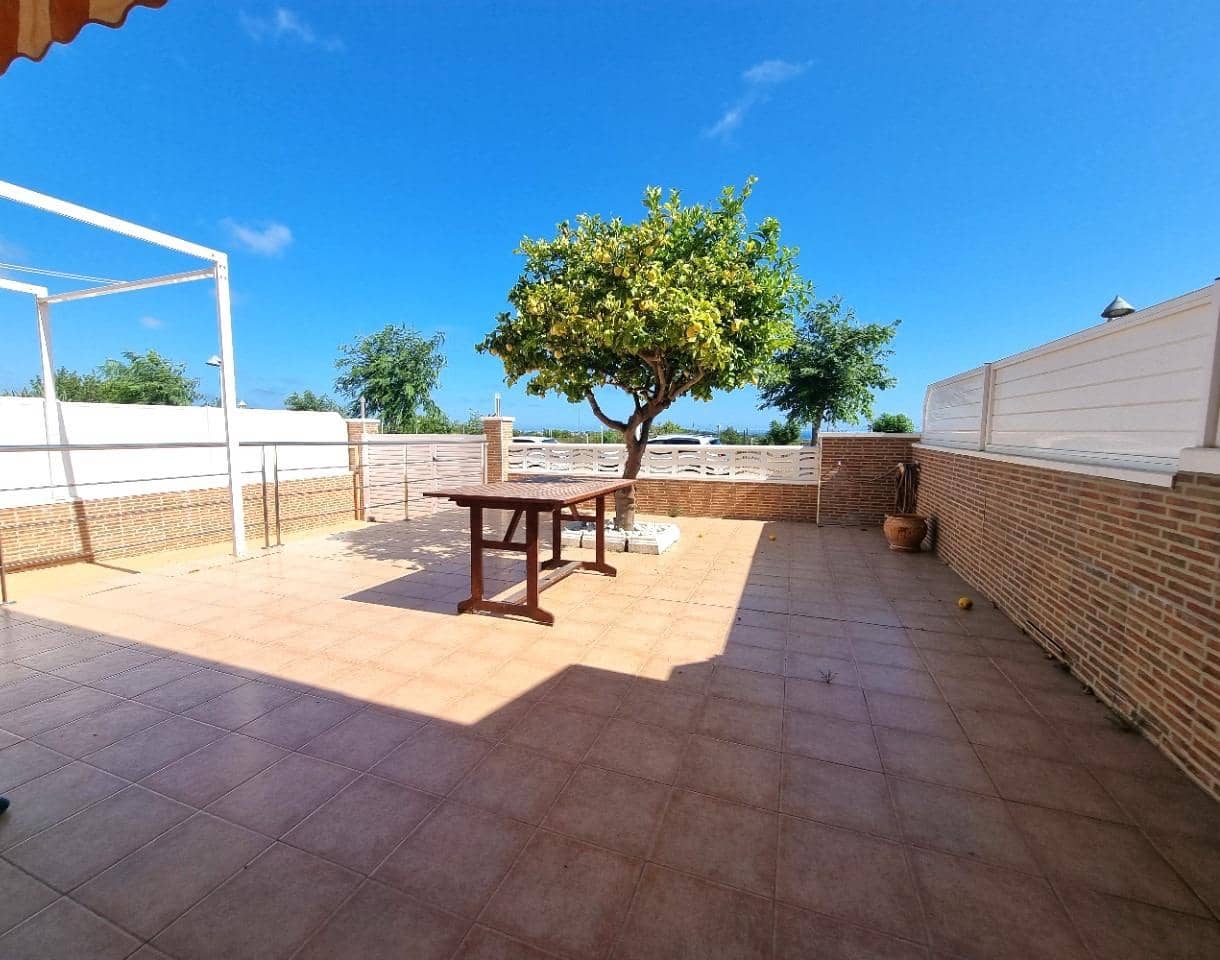 4 soveværelse Semi-Rækkehus til salg i Roda de Bara med garage - € 355.000 (Ref: 9147808)