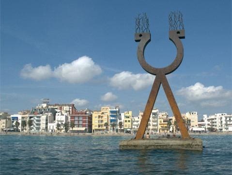 2 bedroom Commercial for sale in Torredembarra - € 230,000 (Ref: 9147813)