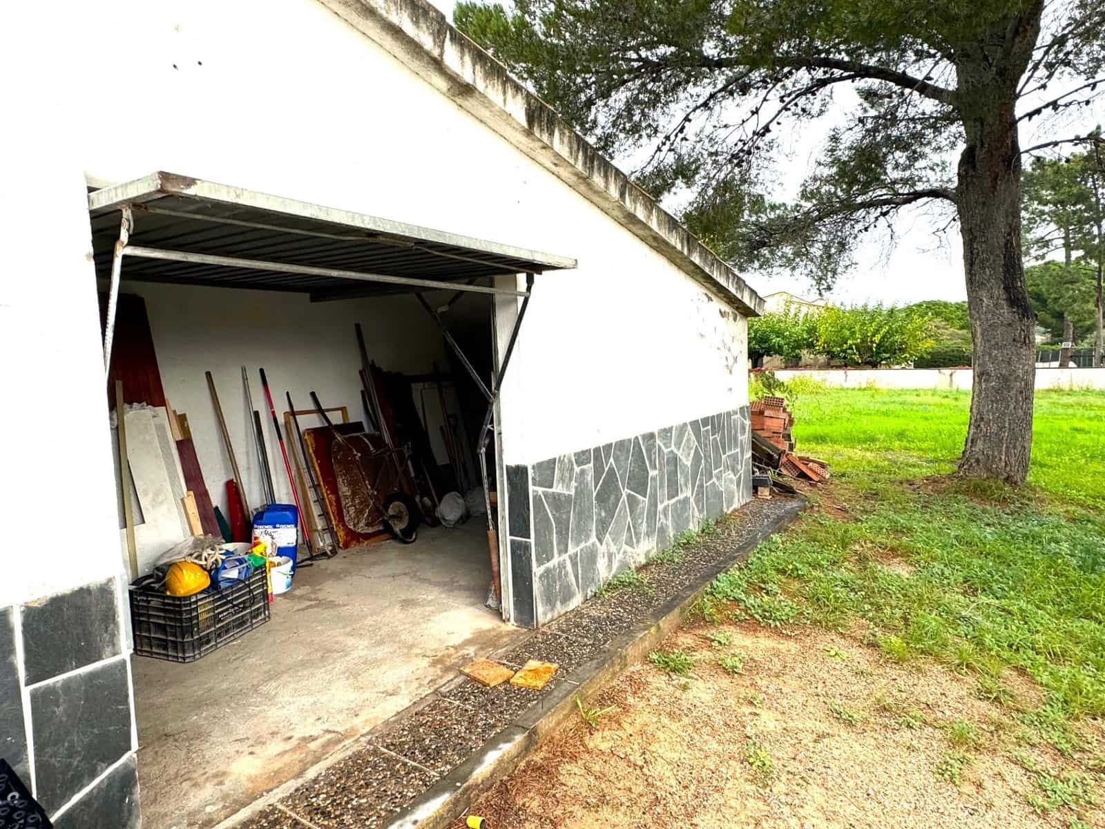 3 bedroom Villa for sale in Alcover with pool garage - € 455,000 (Ref: 9147817)