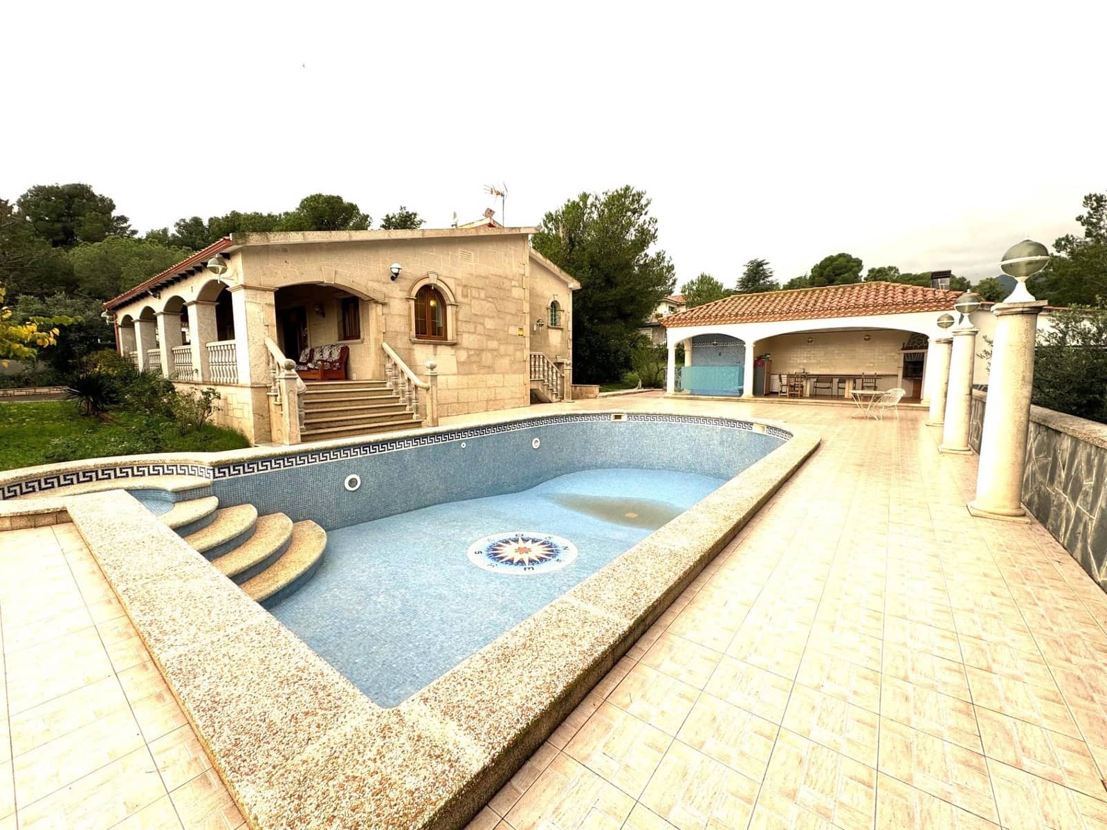 3 bedroom Villa for sale in Alcover with pool garage - € 455,000 (Ref: 9147817)