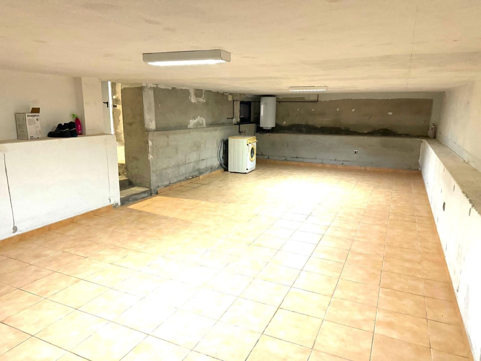 3 bedroom Villa for sale in Alcover with pool garage - € 455,000 (Ref: 9147817)