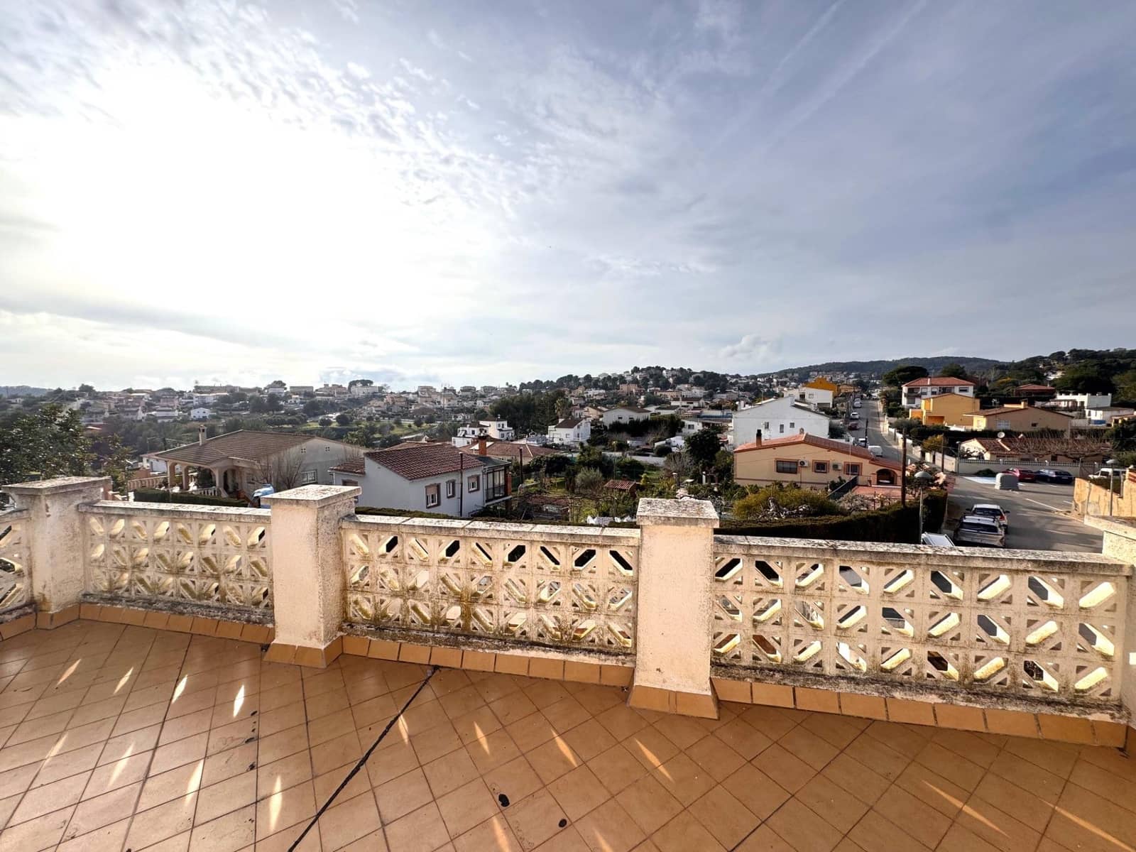 5 soveværelse Villa til salg i La Pobla de Montornes med swimmingpool garage - € 249.000 (Ref: 9147830)