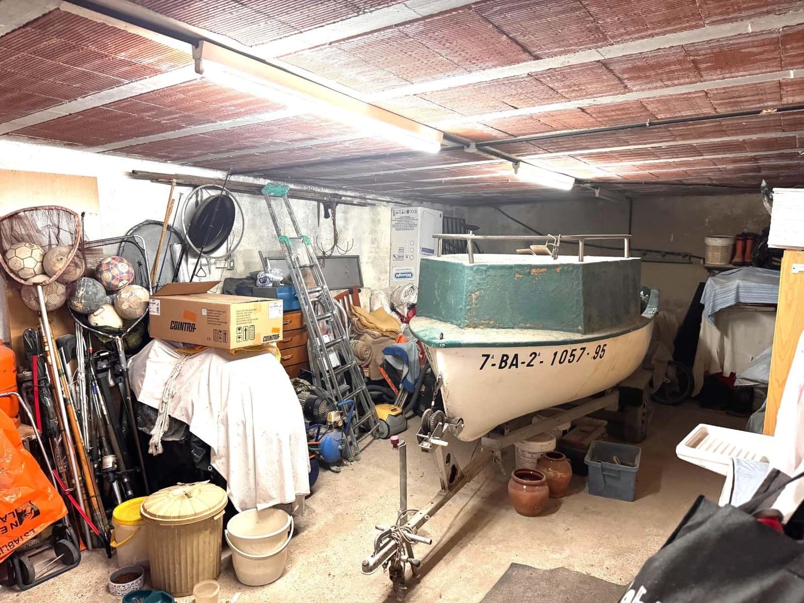 5 soveværelse Villa til salg i La Pobla de Montornes med swimmingpool garage - € 249.000 (Ref: 9147830)