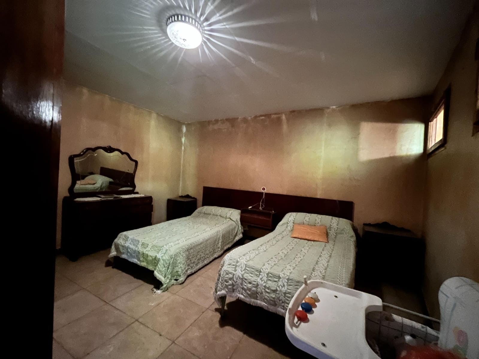 6 soveværelse Byhus til salg i Sant Sadurni d'Anoia med garage - € 300.000 (Ref: 9147836)