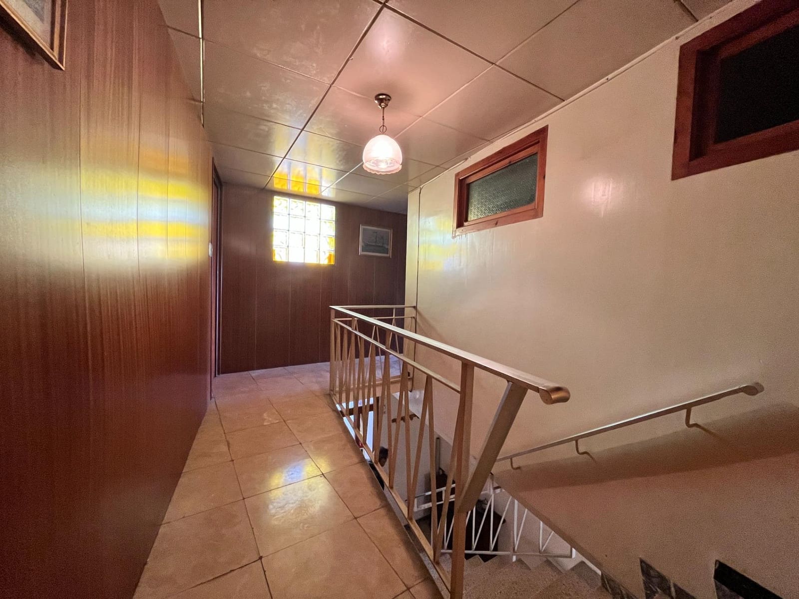 6 soveværelse Byhus til salg i Sant Sadurni d'Anoia med garage - € 300.000 (Ref: 9147836)