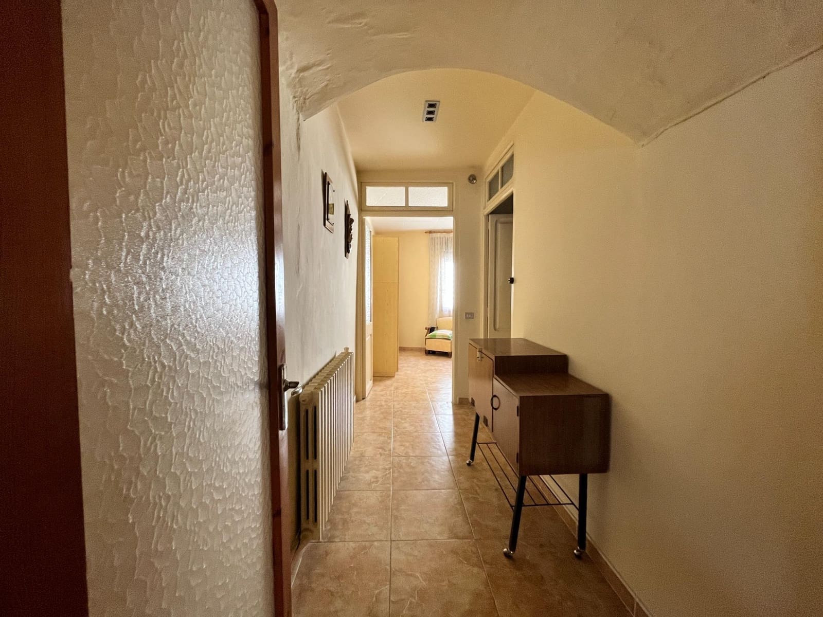 6 soveværelse Byhus til salg i Sant Sadurni d'Anoia med garage - € 300.000 (Ref: 9147836)