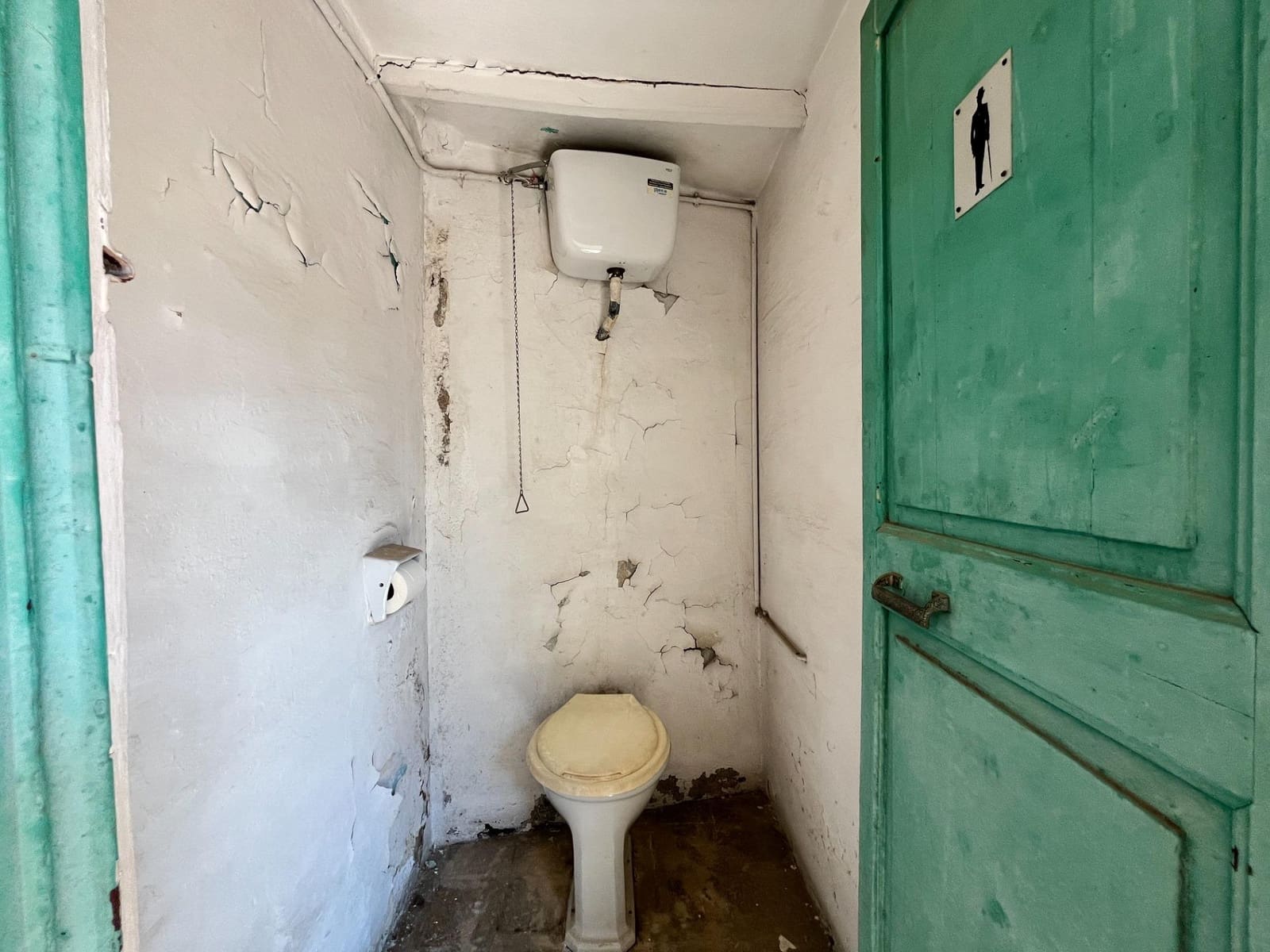 6 soveværelse Byhus til salg i Sant Sadurni d'Anoia med garage - € 300.000 (Ref: 9147836)