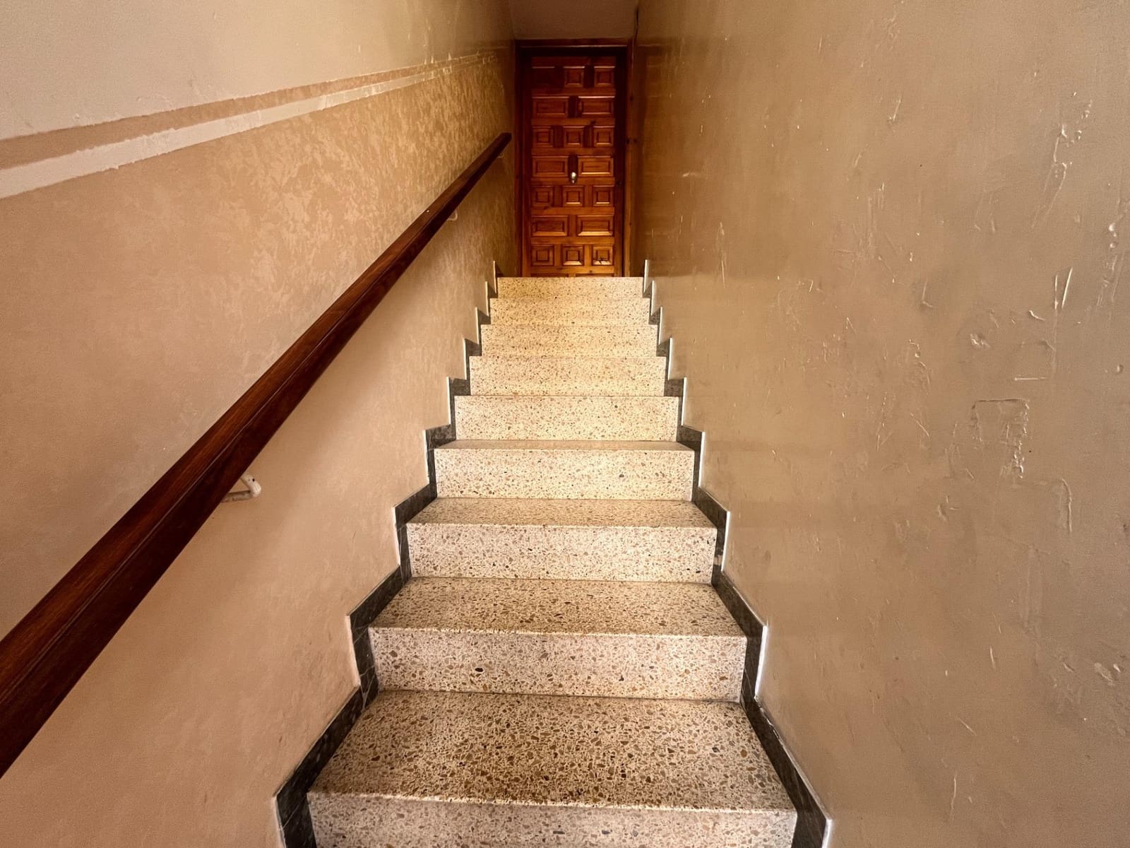 6 soveværelse Byhus til salg i Sant Sadurni d'Anoia med garage - € 300.000 (Ref: 9147836)