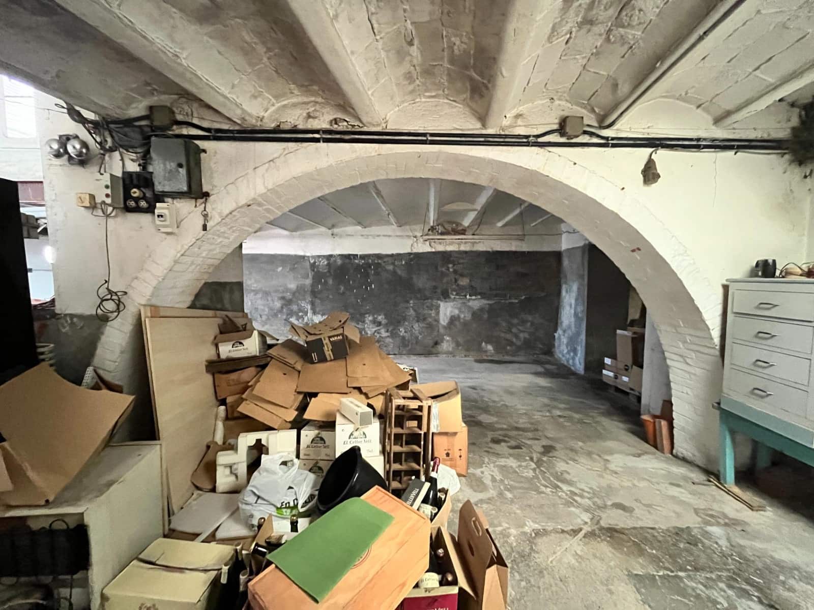 6 soveværelse Byhus til salg i Sant Sadurni d'Anoia med garage - € 300.000 (Ref: 9147836)