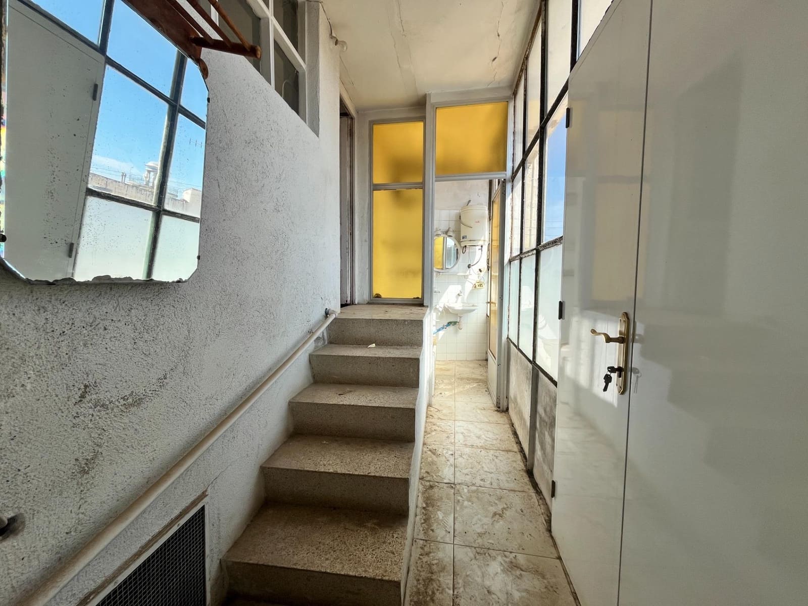 6 soveværelse Byhus til salg i Sant Sadurni d'Anoia med garage - € 300.000 (Ref: 9147836)