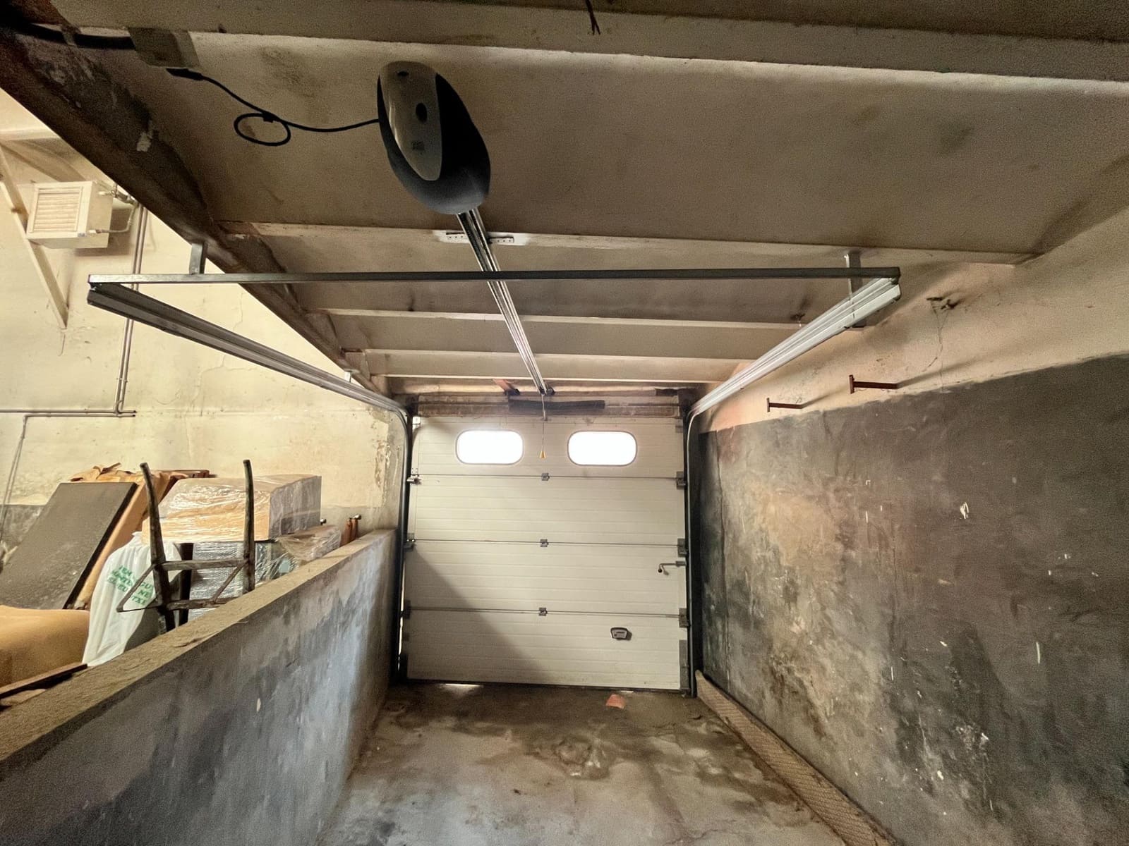 6 soveværelse Byhus til salg i Sant Sadurni d'Anoia med garage - € 300.000 (Ref: 9147836)