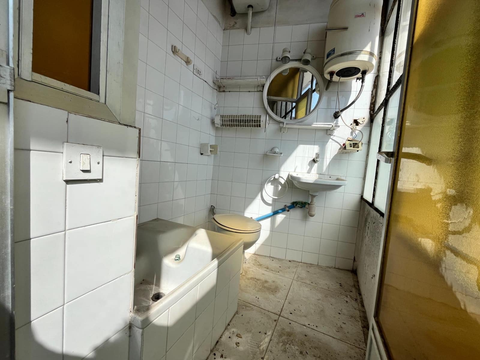 6 soveværelse Byhus til salg i Sant Sadurni d'Anoia med garage - € 300.000 (Ref: 9147836)