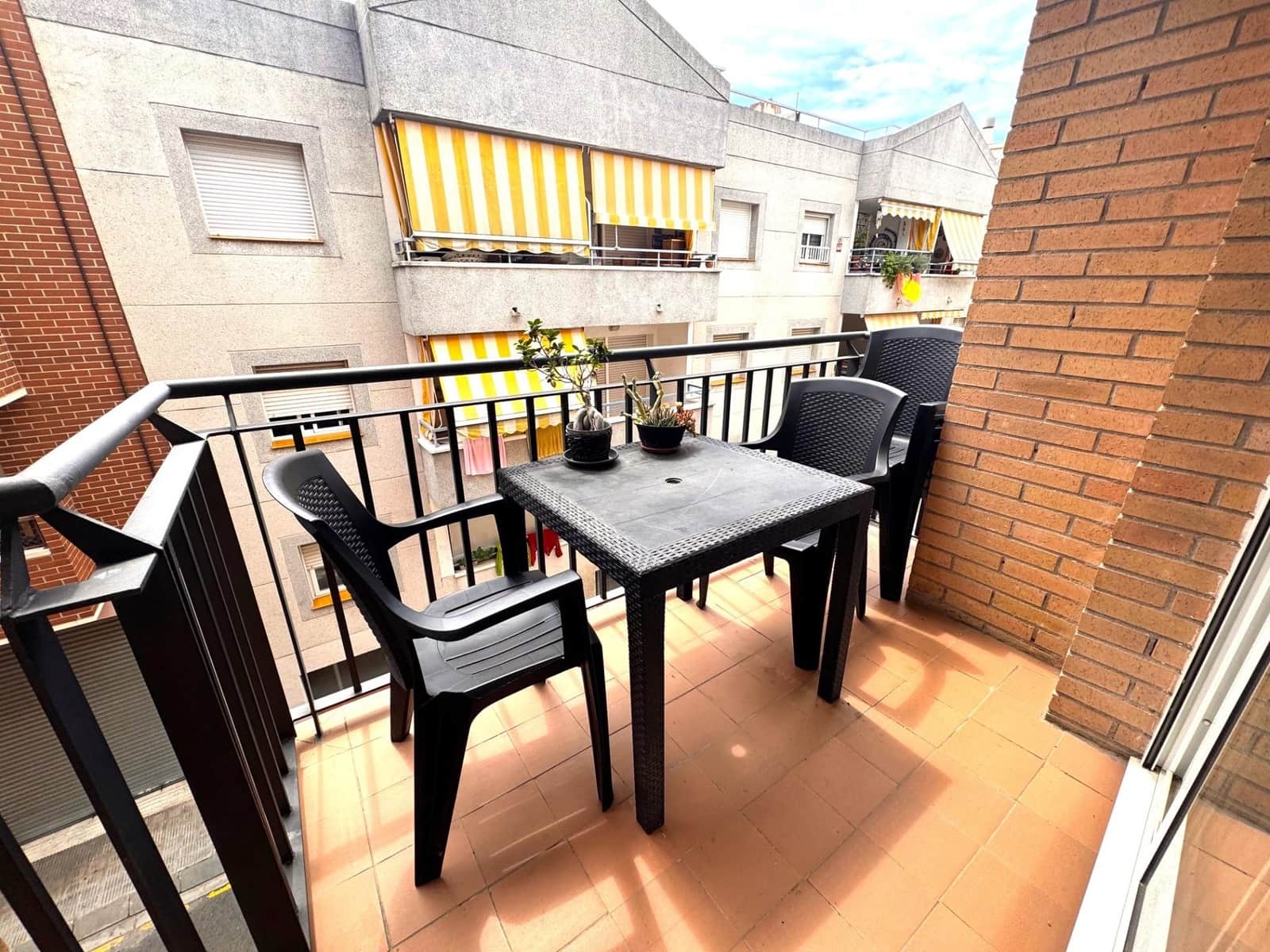 4 soveværelse Lejlighed til salg i Torredembarra - € 239.900 (Ref: 9147846)