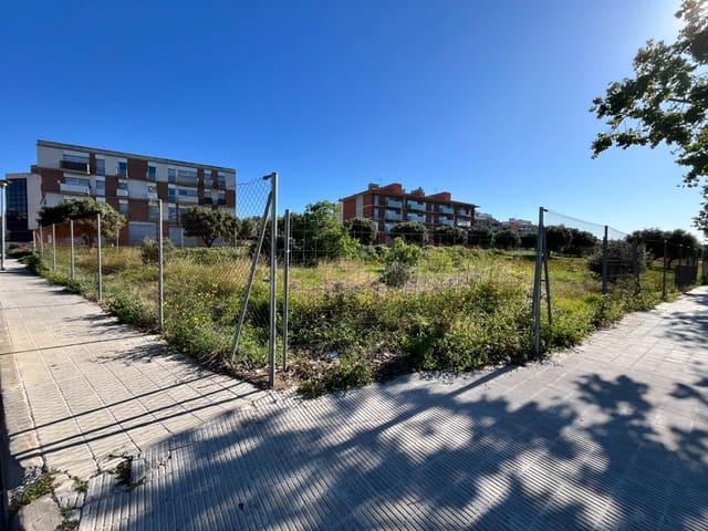 Tontti myytävänä paikassa El Vendrell - 450 000 € (Ref: 9147851)